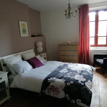 Bed and Breakfast Aux Douces Nuits De Rivel Exterior foto
